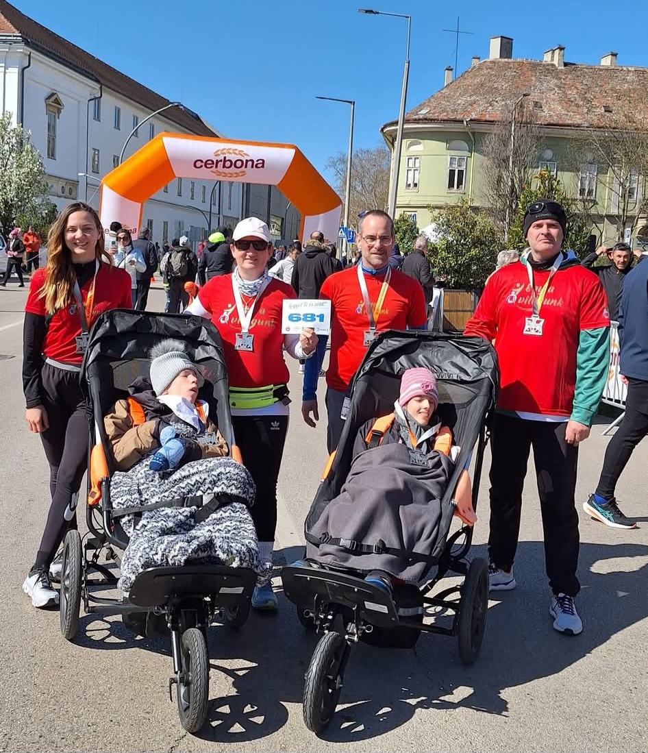 Az alapítvány közösségének pillanata 1