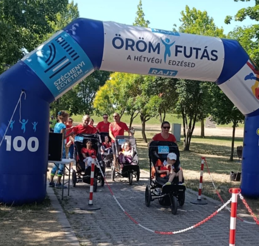 Az alapítvány közösségének pillanata 17